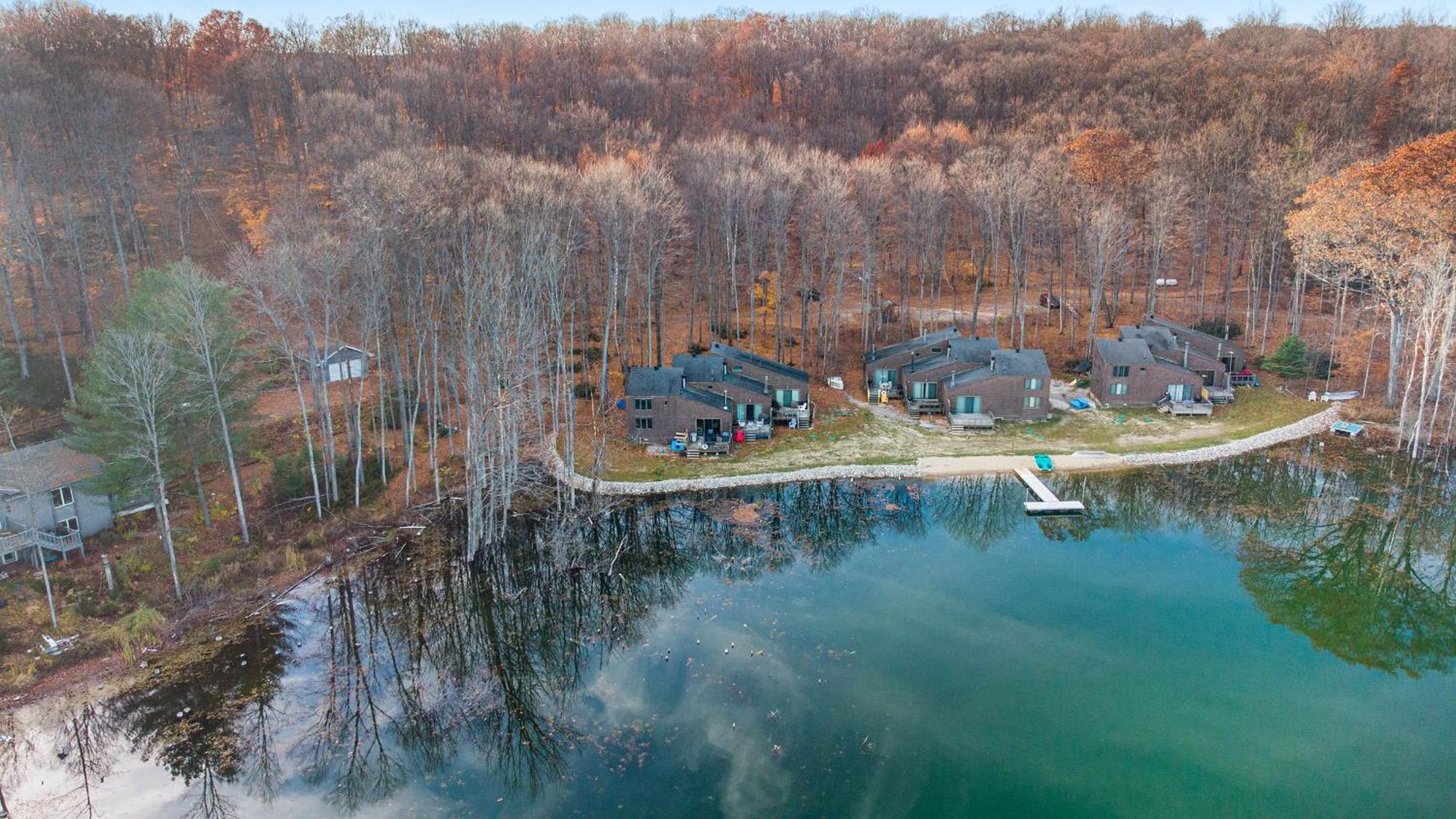 Quiet And Cozy Lakefront Home Near Mt Boyne Gaylord Exterior photo